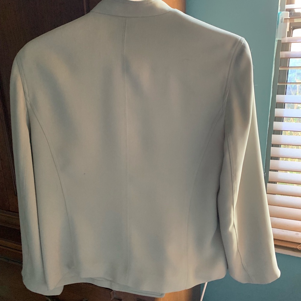 Excellent Blazer - Picture 5 of 8